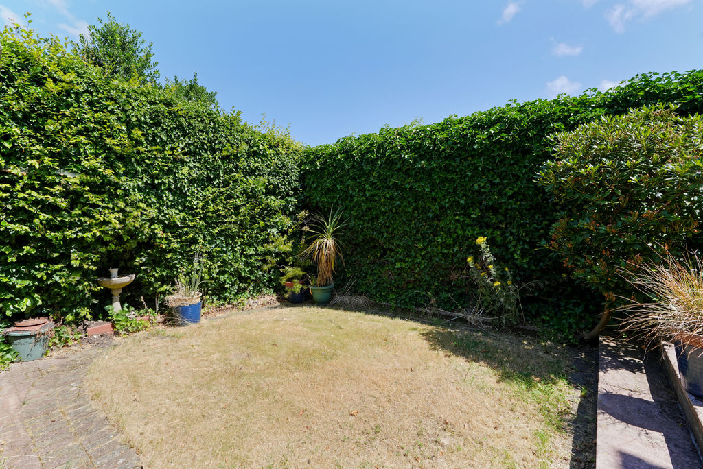 Chestnut Close